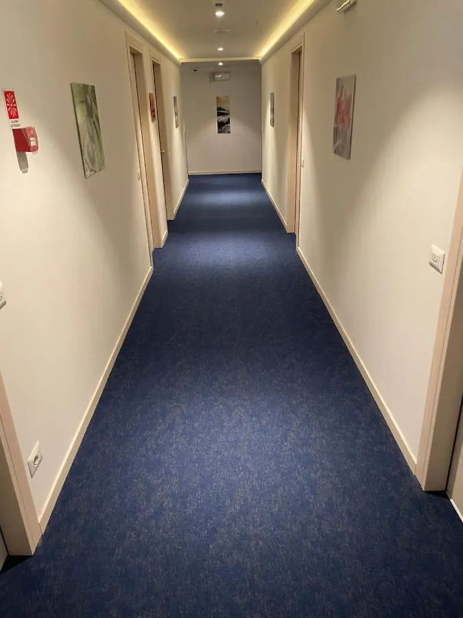 *** Hotel Hotelluxuryprato Prato  Włochy