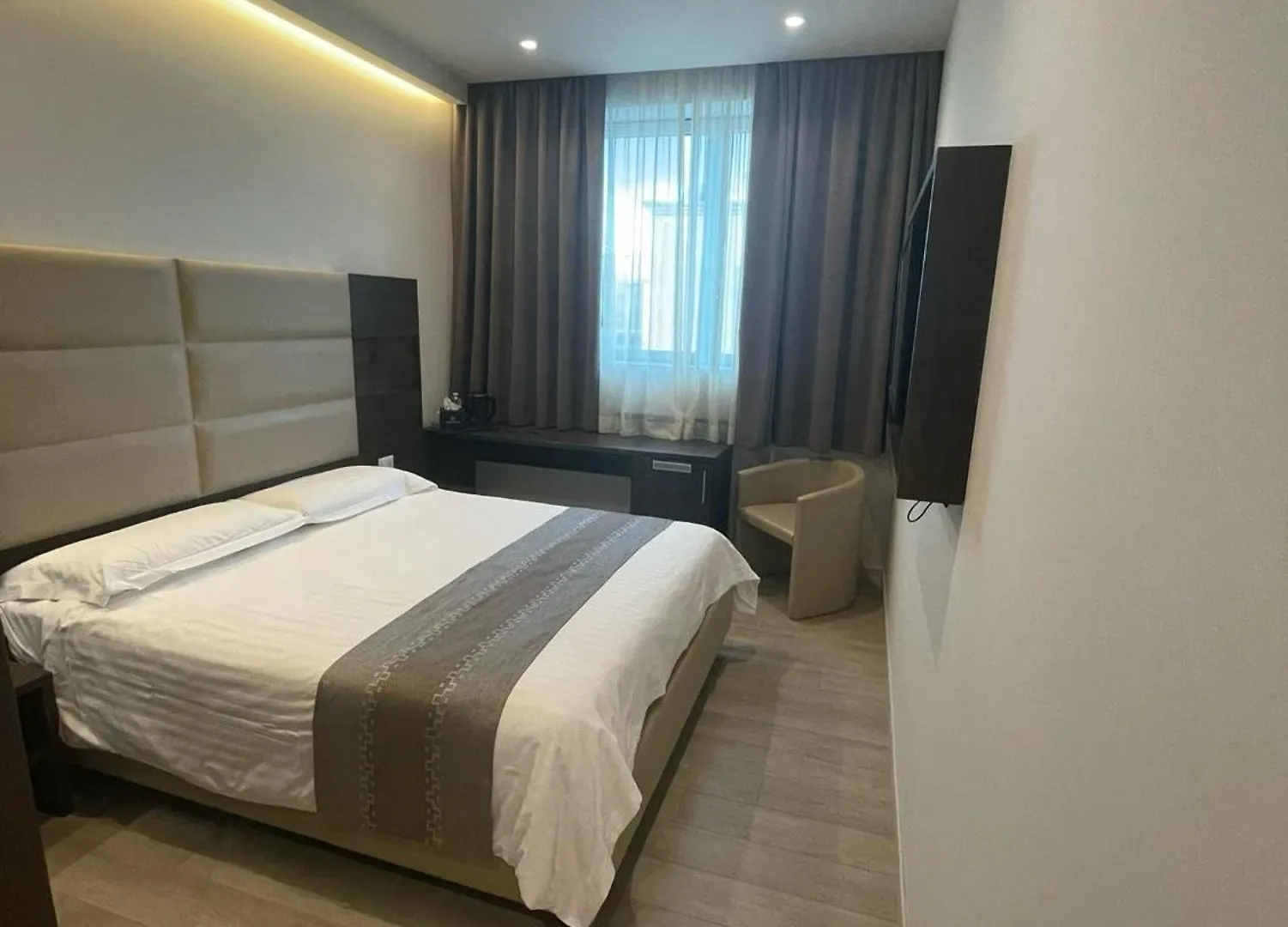 Hotelluxuryprato Prato  Hotel Prato (Prato)